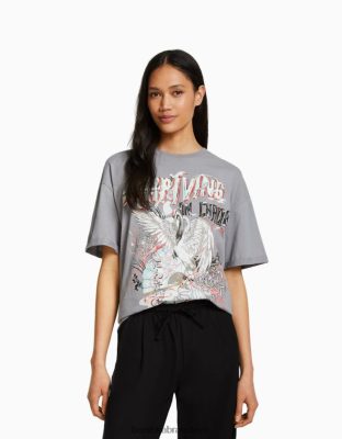 Bershka ženy Oversize tričko s krátkym rukávom s potlačou tmavo šedá oblečenie B86RXX431 Bershka Rifle