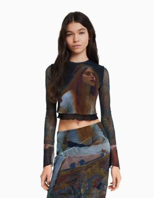 Bershka ženy art series print tričko s dlhým rukávom čierna oblečenie B86RXX487 Bershka Slovakia