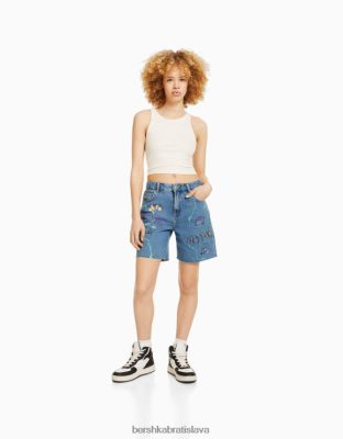 Bershka ženy bermudy s potlačou denim svetlo modrá oblečenie B86RXX1723 Bershka Slovakia