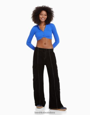 Bershka ženy cargo džínsy so širokými vreckami čierna oblečenie B86RXX1303 Bershka Slovakia