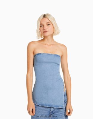 Bershka ženy džínsový bandeau top svetlo modrá oblečenie B86RXX712 Bershka Slovakia
