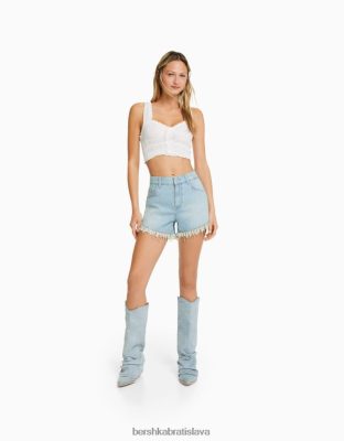 Bershka ženy džínsové šortky s kamienkovým lemovaním svetlo modrá oblečenie B86RXX1715 Bershka Rifle