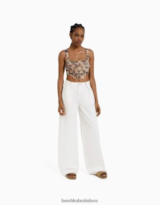 Bershka ženy široké džínsy s nastaviteľným pásom biela oblečenie B86RXX1564 Bershka Slovakia