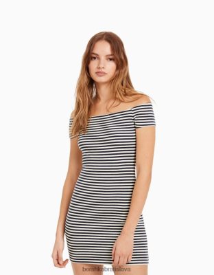 Bershka ženy minišaty s bardot výstrihom biela oblečenie B86RXX4069 Bershka Slovakia