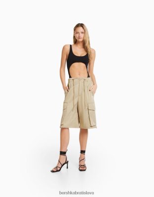 Bershka ženy nákladné nohavice z nylonovej zmesi ťava oblečenie B86RXX1356 Bershka Nohavice