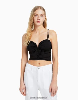 Bershka ženy naberaný top s detailom výstrihu čierna oblečenie B86RXX784 Bershka Slovakia