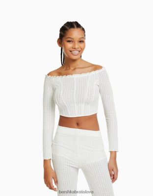 Bershka ženy rustikálne tričko s dlhým rukávom krém oblečenie B86RXX512 Bershka Rifle