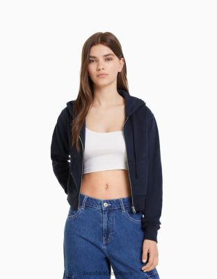 Bershka ženy skrátená mikina s kapucňou na zips námorníctvo oblečenie B86RXX1267 Bershka Slovakia