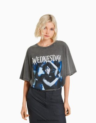 Bershka ženy tričko s krátkym rukávom s potlačou na stredu sivá oblečenie B86RXX475 Bershka Slovakia