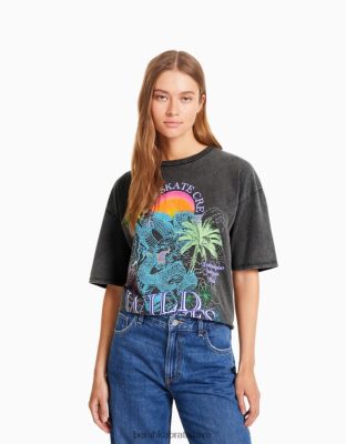 Bershka ženy tričko s krátkym rukávom s vyblednutým efektom sivá oblečenie B86RXX467 Bershka Rifle