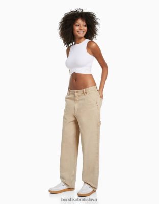 Bershka ženy vrecovité carpenter džínsy ťava oblečenie B86RXX1595 Bershka Rifle