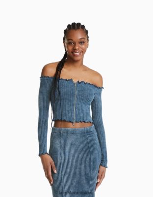 Bershka ženy vyblednuté tričko s dlhým rukávom a zipsom svetlo modrá oblečenie B86RXX401 Bershka Rifle