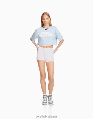 Bershka ženy vyhrnuté džínsové šortky biela oblečenie B86RXX1727 Bershka Rifle