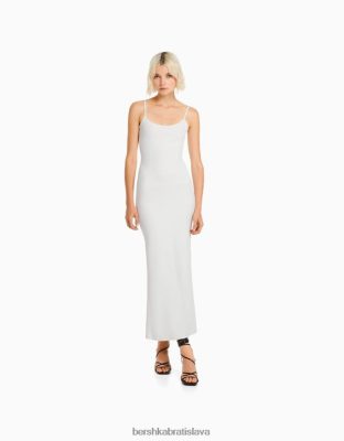 Bershka ženy vypasované dlhé šaty na ramienka krém oblečenie B86RXX20 Bershka Rifle