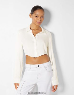 Bershka ženy vypasovaná saténová košeľa s dlhým rukávom krém oblečenie B86RXX924 Bershka Nohavice