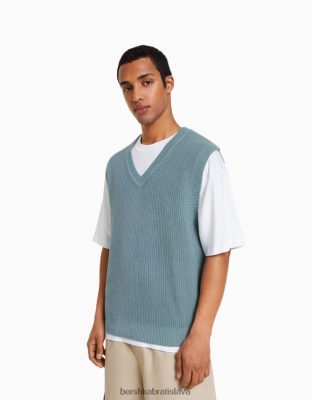 Bershka muži Pletená vesta s výstrihom do V svetlo modrá oblečenie B86RXX2999 Bershka Rifle