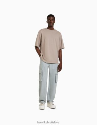 Bershka muži bavlnené cargo nohavice so širokými nohavicami zelená oblečenie B86RXX3246 Bershka Nohavice