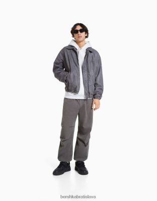 Bershka muži bavlnené padákové nohavice sivá oblečenie B86RXX3220 Bershka Slovakia
