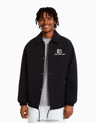 Bershka muži bunda s potlačou na chrbte čierna oblečenie B86RXX3048 Bershka Nohavice