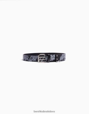 Bershka muži graffiti opasok z umelej kože čierna príslušenstvo B86RXX3642 Bershka Nohavice
