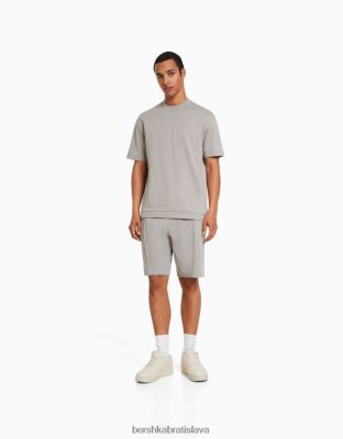 Bershka muži interlockové plyšové bermudy sivá oblečenie B86RXX3375 Bershka Nohavice