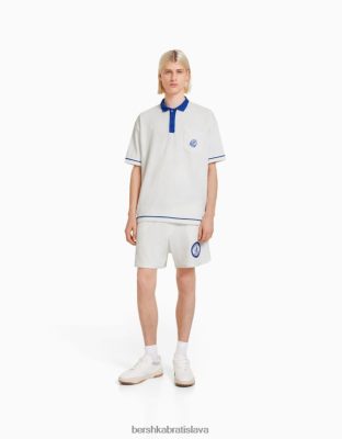 Bershka muži kontrastná polokošeľa s krátkym rukávom biela oblečenie B86RXX2776 Bershka Slovakia
