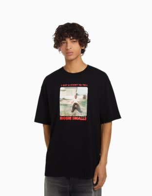 Bershka muži notoricky známy napr. potlač boxy fit tričko s krátkym rukávom čierna oblečenie B86RXX2813 Bershka Rifle