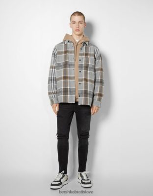 Bershka muži ripped carrot fit džínsy čierna oblečenie B86RXX3202 Bershka Slovakia