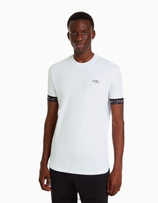 Bershka muži svalové tričko s krátkym rukávom a pruhovaným detailom biela oblečenie B86RXX2688 Bershka Nohavice