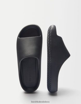 Bershka muži štruktúrované ploché sandále čierna obuv B86RXX3451 Bershka Slovakia