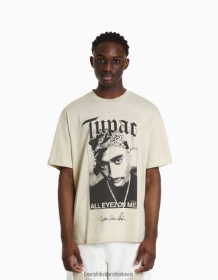 Bershka muži tupac print boxy fit tričko s krátkym rukávom ťava oblečenie B86RXX2723 Bershka Rifle