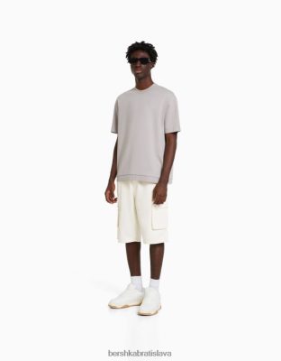 Bershka muži vrecovité cargo bermudy krém oblečenie B86RXX3289 Bershka Slovakia