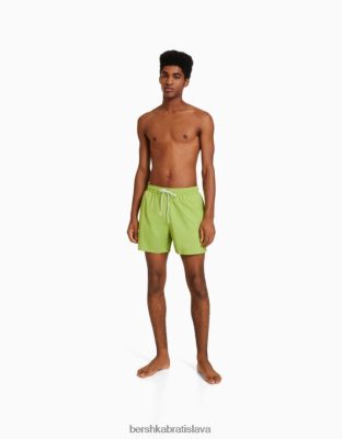Bershka muži základné šortky zelená oblečenie B86RXX3383 Bershka Rifle