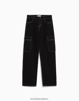 Bershka unisex cargo džínsy rovného strihu čierna oblečenie B86RXX3913 Bershka Slovakia