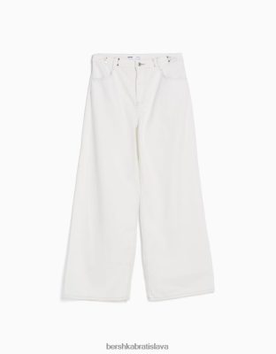 Bershka unisex široké džínsy s nastaviteľným pásom biela oblečenie B86RXX3966 Bershka Nohavice