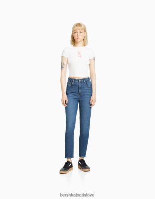 Bershka unisex štíhle džínsy pohodlného strihu modrá oblečenie B86RXX3918 Bershka Nohavice